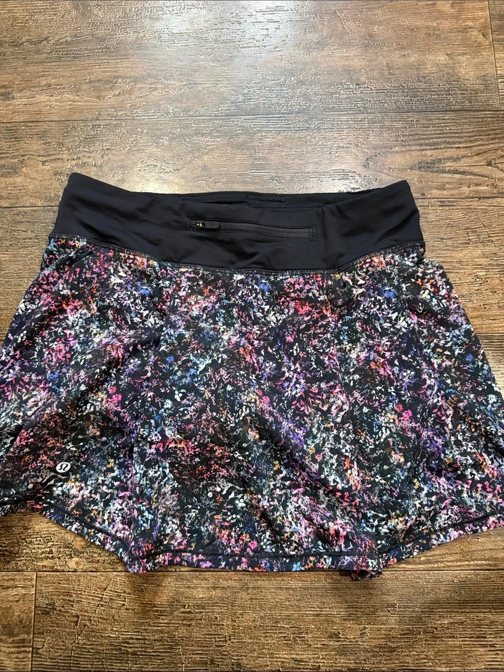 Lululemon Skirt with Multicolor Abstract Print